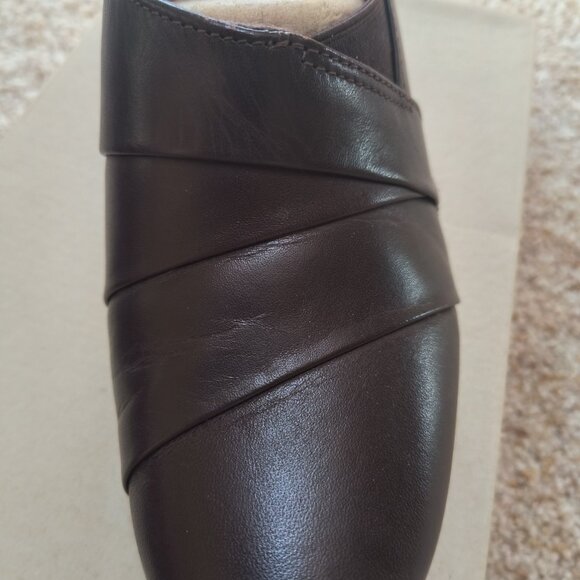 Clarks Brown Loafer shoe-8 New in box - Picture 6 of 7